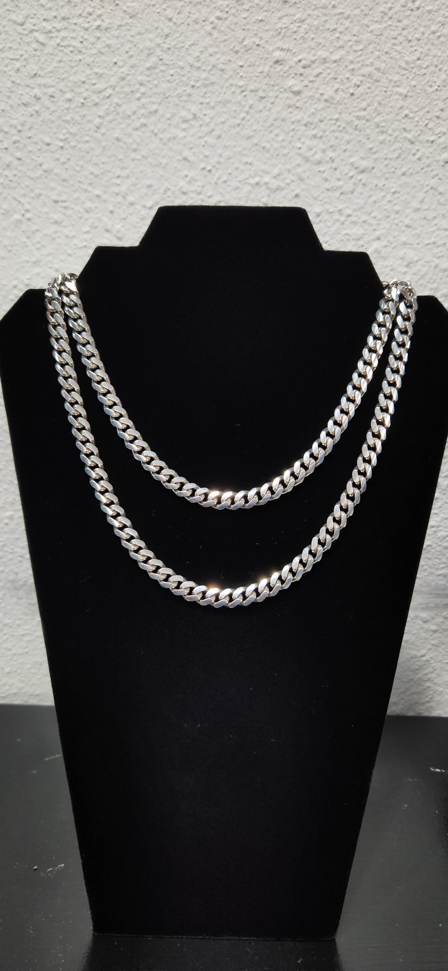 Solid Cuban Link Necklace