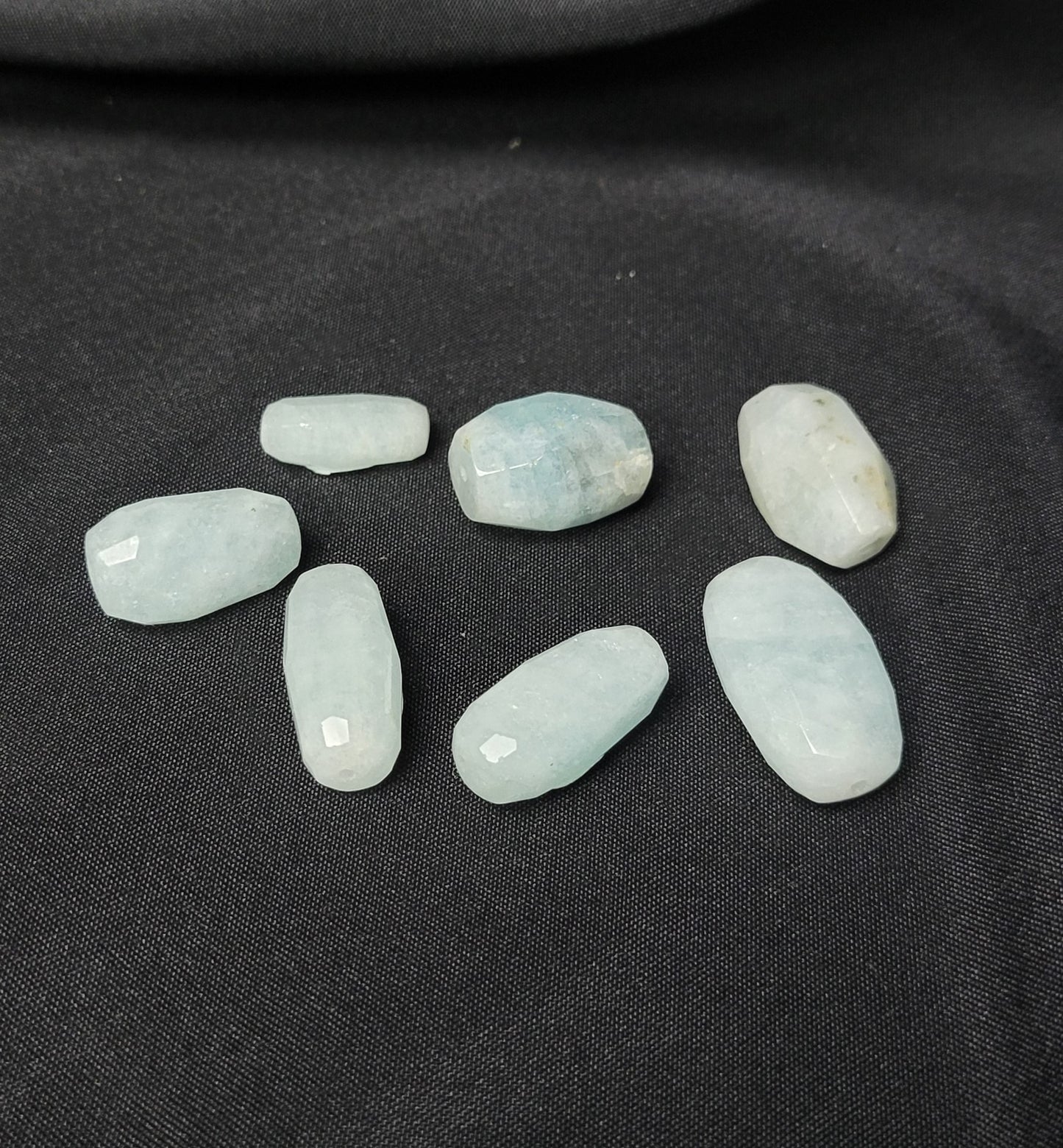 Aquamarine Self-acceptance | Reduces stress | Balance
