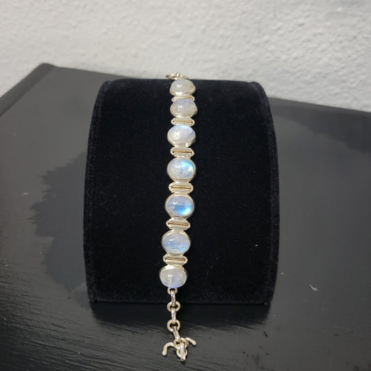 Sterling Silver Moonstone Bracelet- Self discovery | Hormonal balance | Releases frustrations